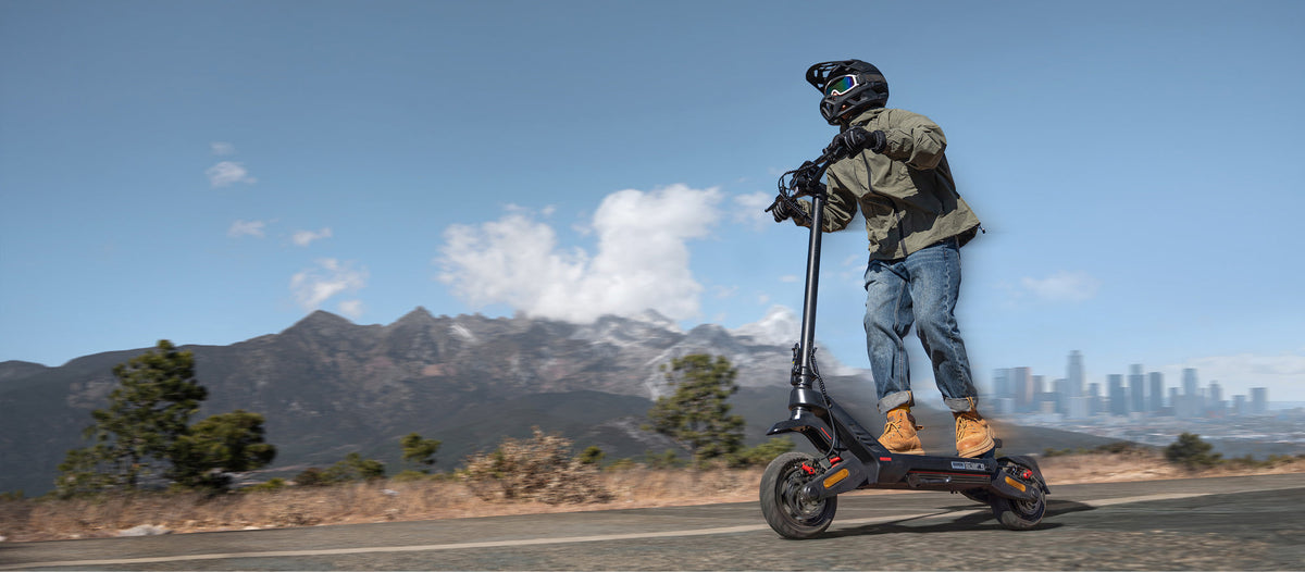 ENGWE Y700 Electric Scooter | 85 km Range, Dual Suspension