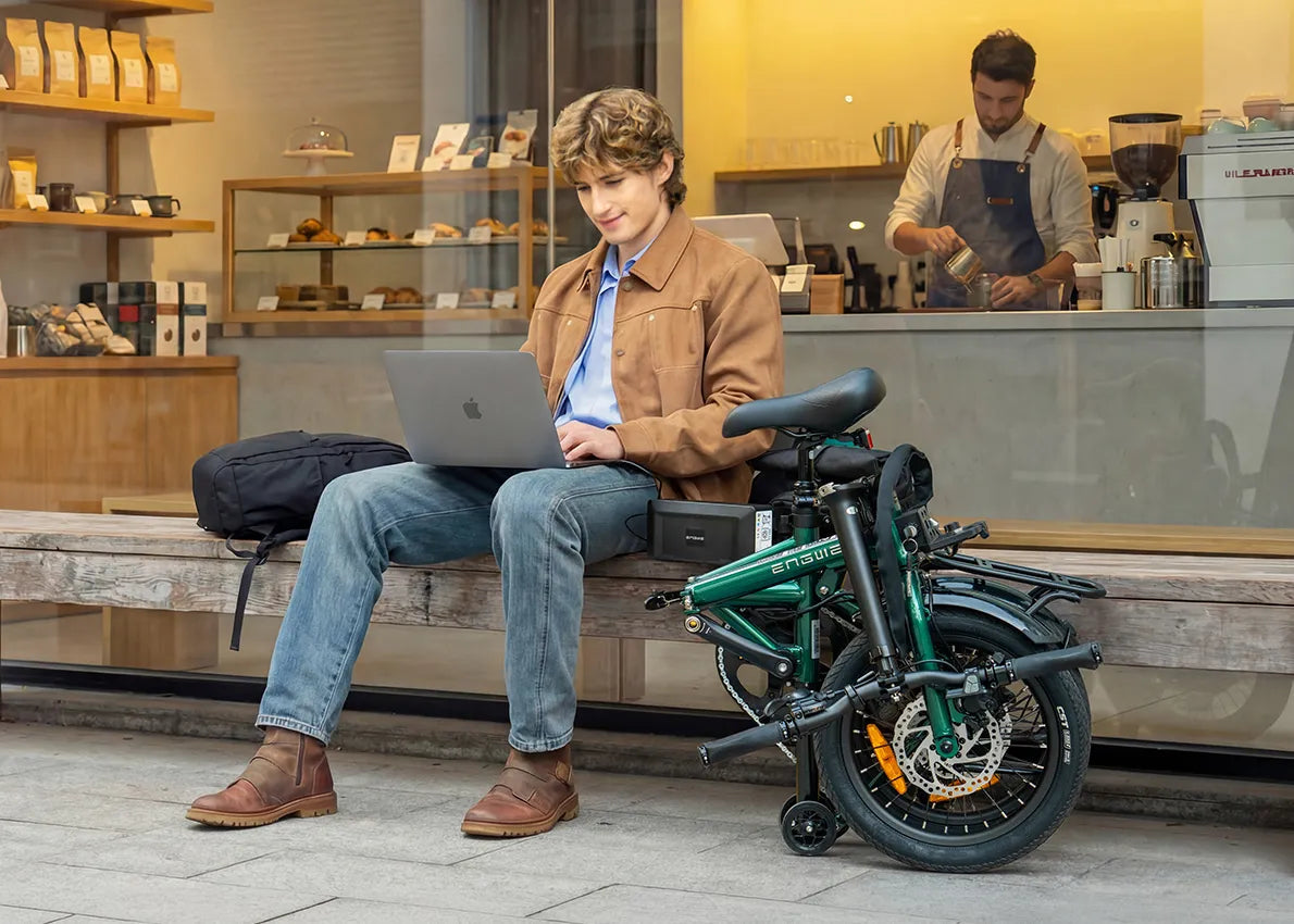 Fold it. Carry it. Ride it. Zip Up. Move Free. 4+2 Bike Camping Urban Commuting Public Transport Transfer Outside Working Inside Storage